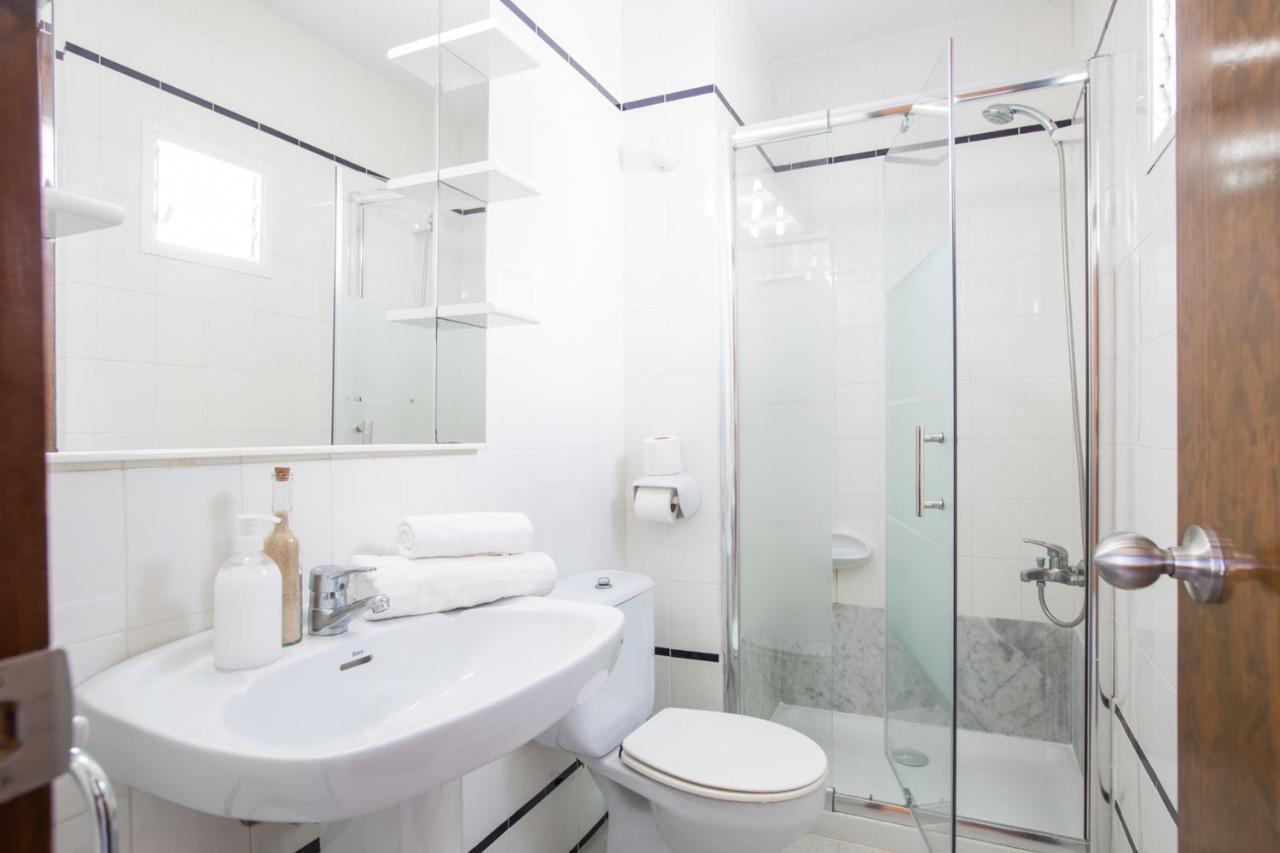 Estel Blanc Apartments - Adults Only Cala'N Blanes  Szoba fotó