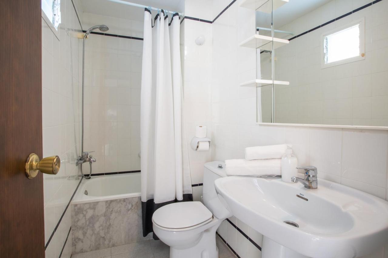 Estel Blanc Apartments - Adults Only Cala'N Blanes  Szoba fotó